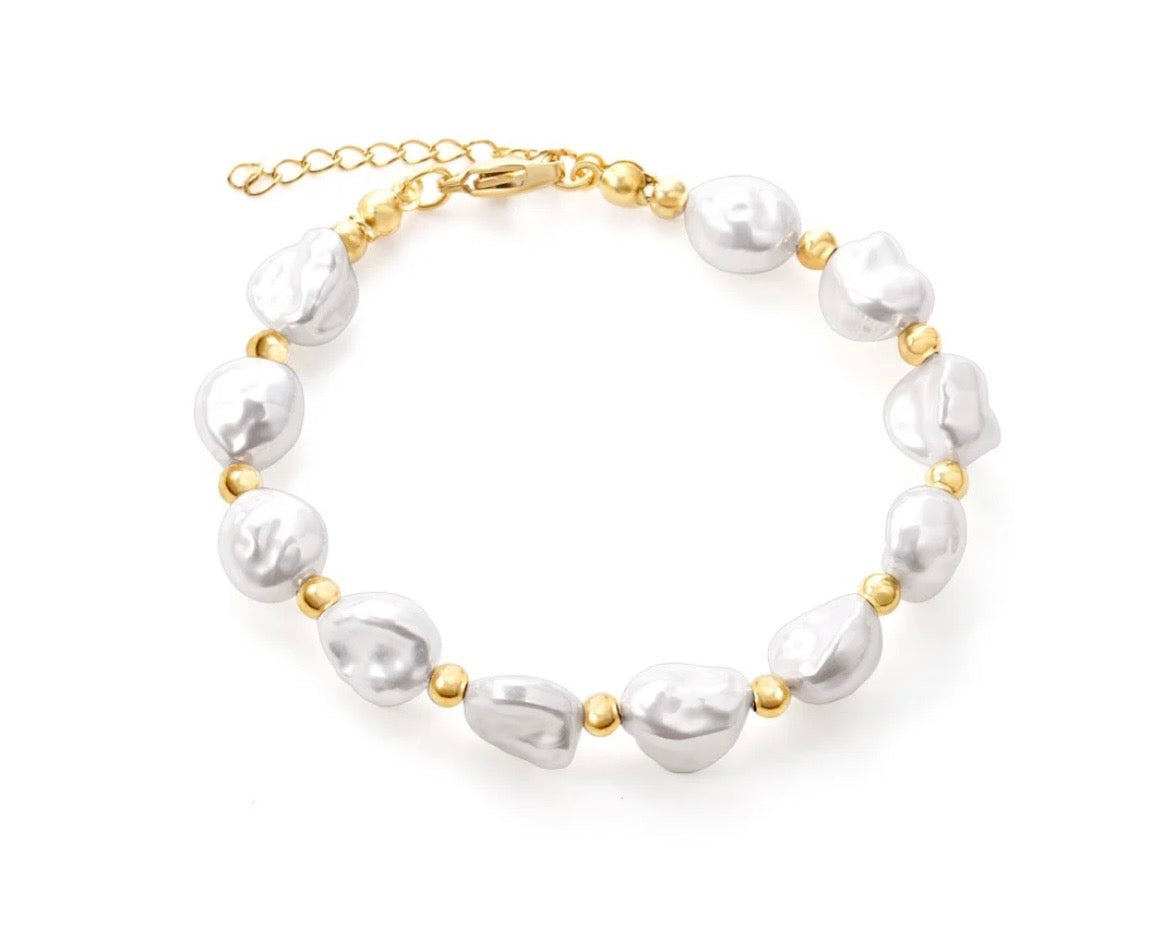 Athena Pearl Bracelet
